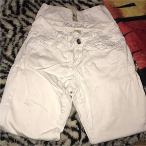 Sneak peek size 3 White Women's skinny Jeans